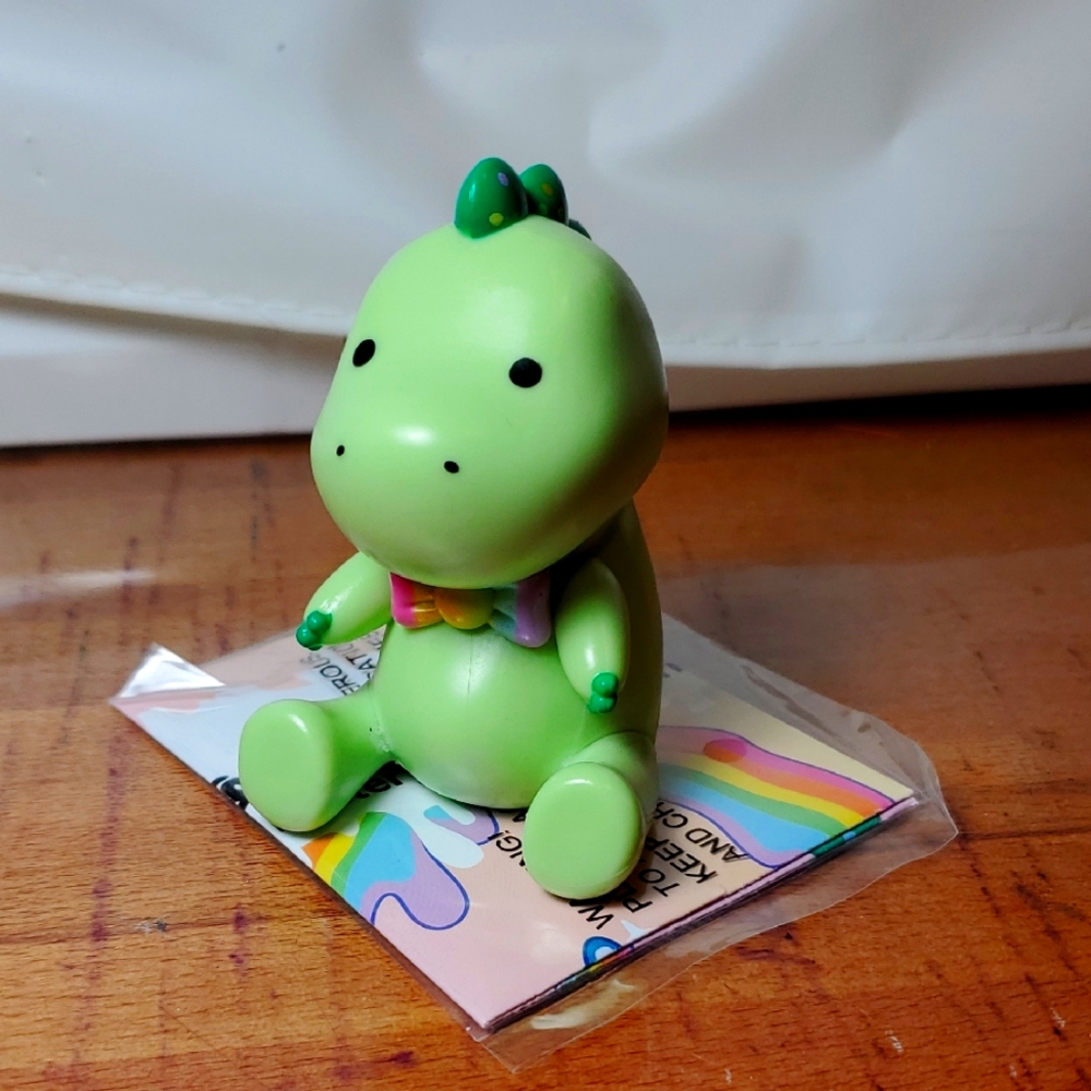 Moriah Elizabeth Mystery Figure Series 2 Colour Splash Pickle